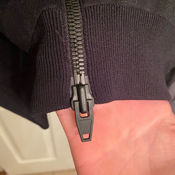 SOLD Alexander Wang x H&M Scuba Bomber Jacket - Picture 2 of 6